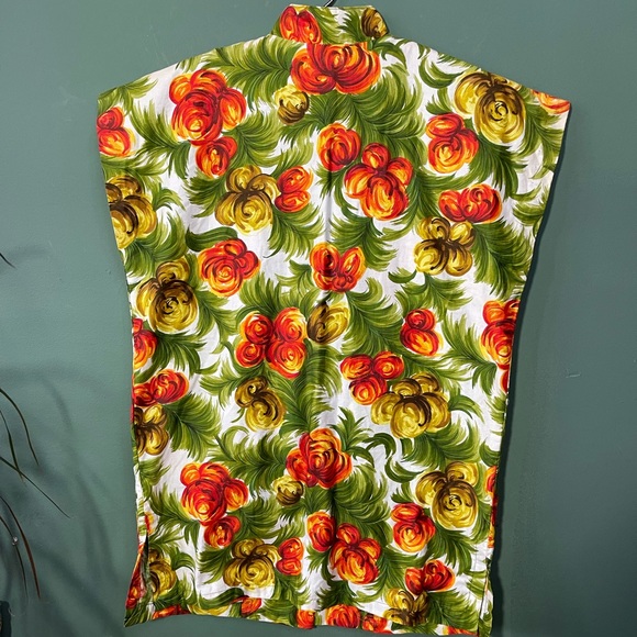 Vintage woman’s Hawaiian shirt S - Picture 2 of 5